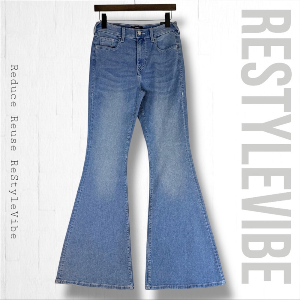 TRUE RELIGION Women’s Size 27 Denim Jeans NWT Charlie High Rise Flare Style Fit